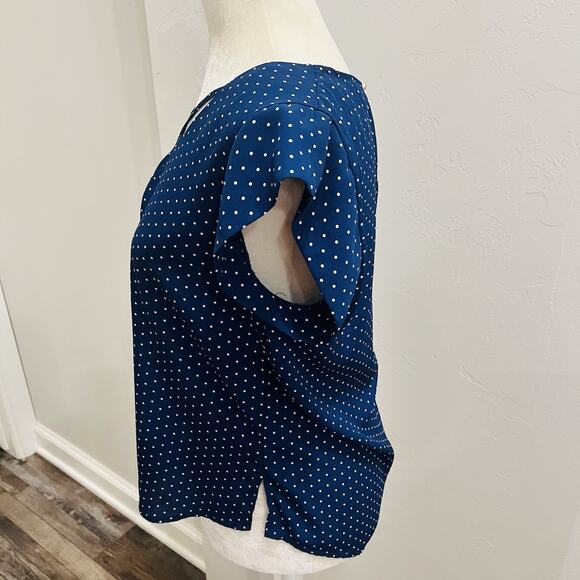 Lily White Women’s Blouse Navy White Polka Dot V-Neck Short Sleeve M (A0132) - Picture 3 of 6